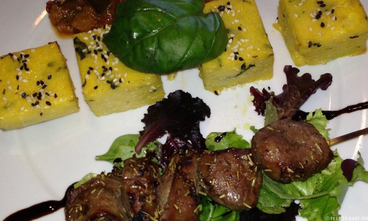 Sot L y Laisse De Dinde à La Provençale Brochettes de Sot-l'y-laisse, Polenta, Ratatouille