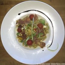 Salade de pâtes au pesto