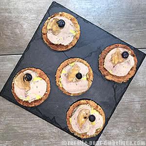 Dacquoise aux amandes, noix et miel au Foie gras