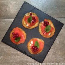 Saumon fumé sur Tuiles de Parmesan