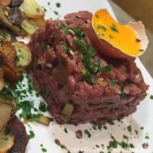 Tartare de boeuf au couteau