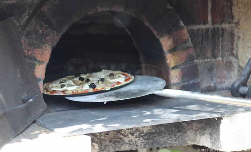 pizza-four-feu-de-bois