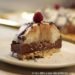 Bûche glacée Vanille Chocolat au Coeur de Poire