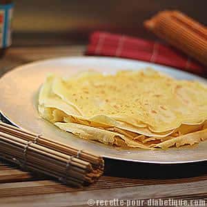 Crêpes sans sucre allégées: préparation de la pâte