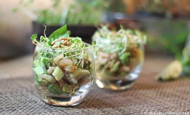 salade-avocat-crevettes-noix