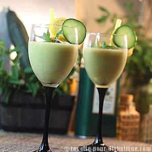 Gaspacho au concombre et à la menthe