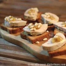 Toasts Pain d'épices au Foie gras et Confiture de figue.