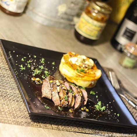 Magret de Canard au Miel Corse et son Mille feuille légumes