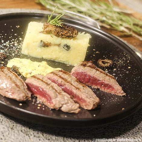 Filet de Boeuf et son écrasé de Panais aux Morilles et Romarin