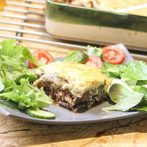 Moussaka à la sauce blanche (béchamel)
