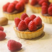 Tartelette Keto chocolat-Framboise (sans farine et sans sucre ajouté)