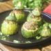 Courgettes rondes farcies à la viande et Coriandre