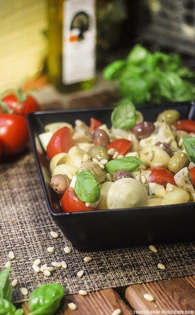 salade-pates-mozzarella-antipasti