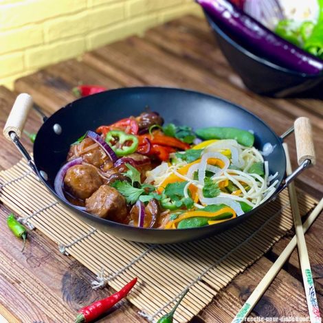 Boulettes de viande Aigre doux et Nouilles chinoises aux Légumes
