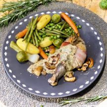 Cuisse de Pintade à la vapeur et ses légumes
