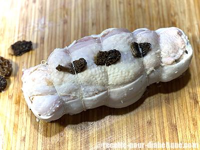Rôti de Chapon à la Farce de Volaille et Morilles