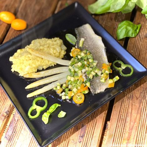 Bar Sauce Vierge Kumquat et son Risotto Asperges