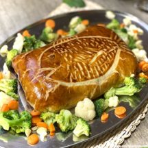 Saumon en croûte aux Fruits de mer et Épinards