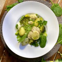 Roulés de Carrelet aux Poireaux, Saint Jacques et Sauce Verte