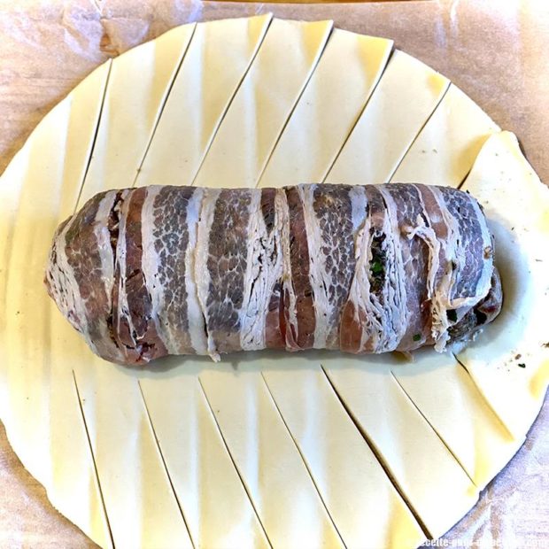 Filet mignon de porc feuilleté tressé