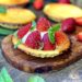 Tartelettes Fiadone aux Fraises et Crème fouettée au Brocciu