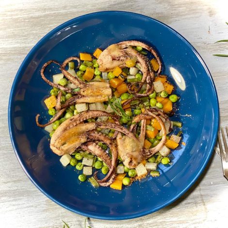 Poulpe grillé à l'Estragon et petits légumes