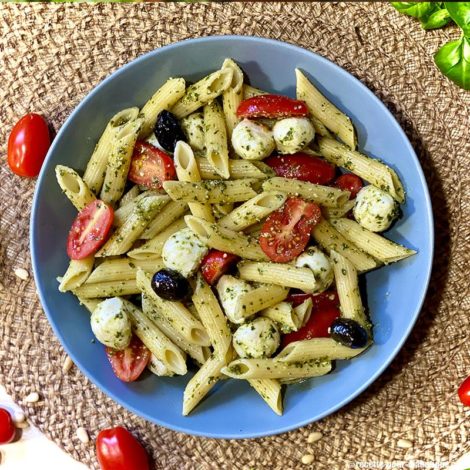 Salade de Pâtes Tomates Mozza et Pestot