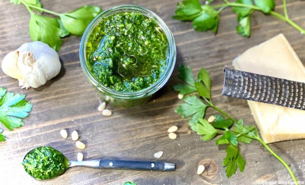 pesto-tiges-persil