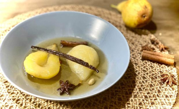 poires-pochees-au-sirop