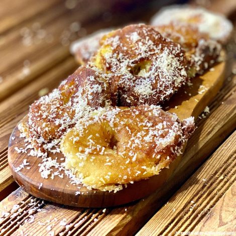 Beignets aux Pommes et noix de Coco