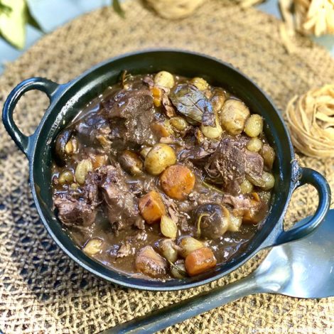 Boeuf Bourguignon fondant aux Champignons et Oignons