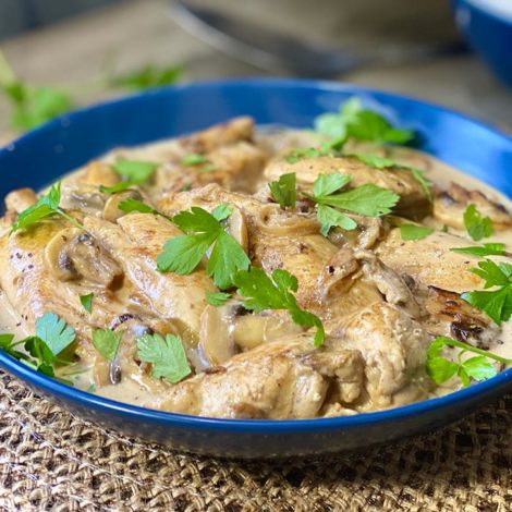 Poulet à la crème et champignons