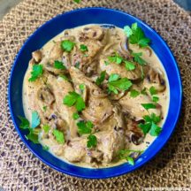 Poulet à la crème et champignons