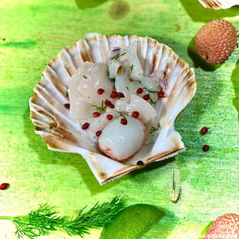 Carpaccio de Saint-Jacques aux Lychees