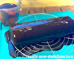 Bûche Framboise Pistache Chocolat
