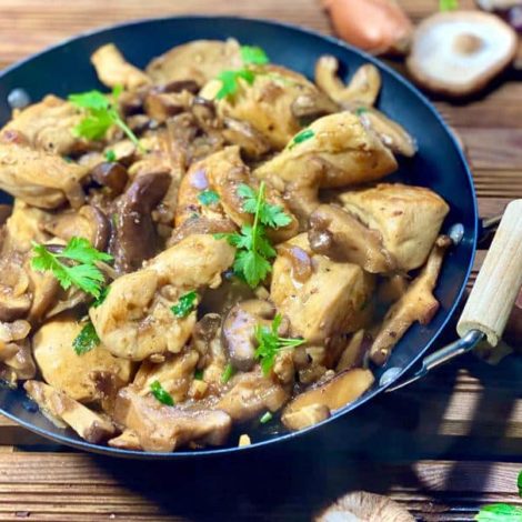 Poulet sauté aux champignons Shiitaké