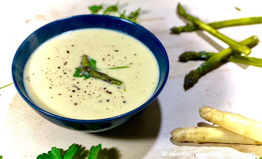 Velouté aux Queues d'asperges et Saint-Moret