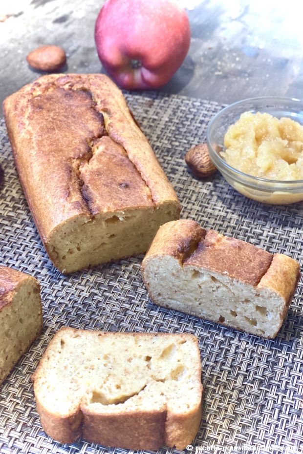 cake compote de pomme