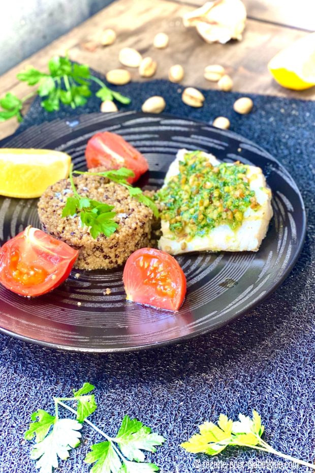 dos de cabillaud crumble pistache pesto