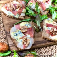 Toasts à la Fourme d'Ambert