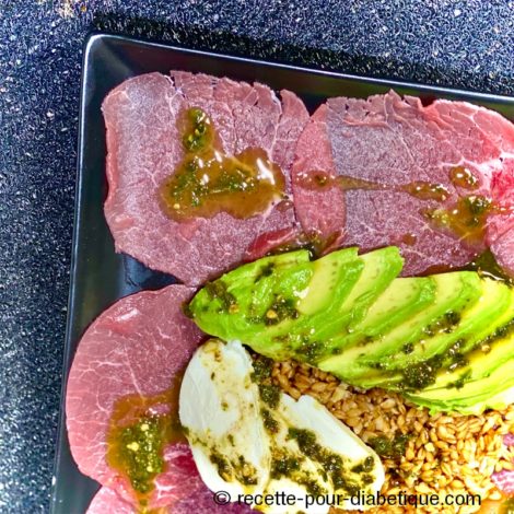 Carpaccio de Boeuf gourmand ( Avocat, Mozzarella, Épeautre )