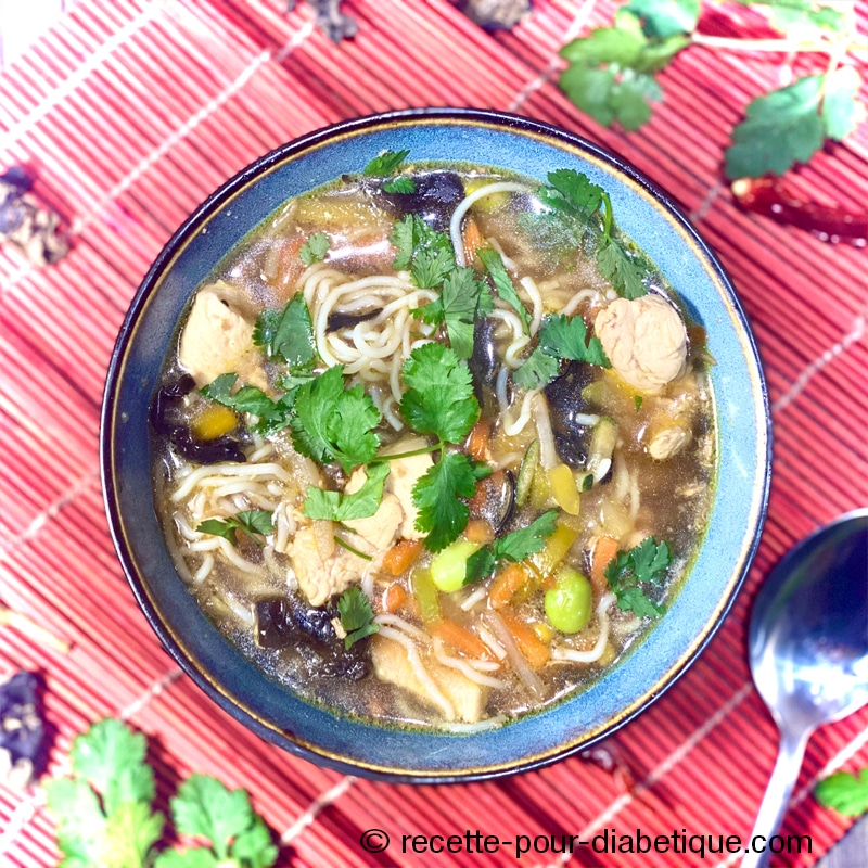 Soupe Chinoise au Konjac et Poulet