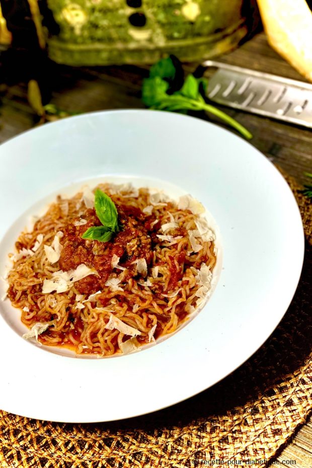 spaghetti de konjac bolognaise