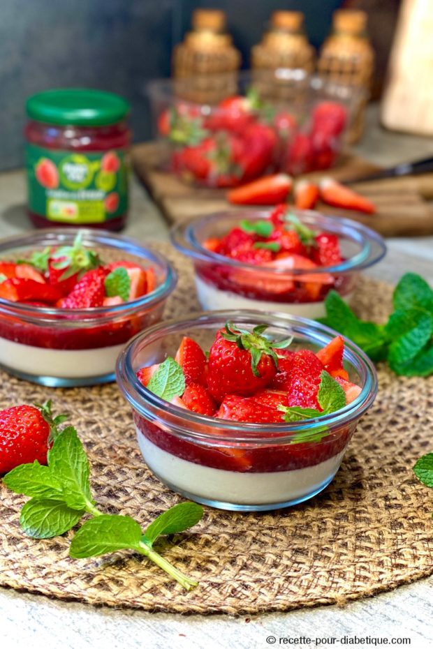 Panna cotta fraise confiture