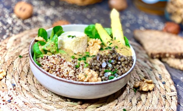 Bowl Chèvre chaud, Lentilles, Quinoa et Asperges