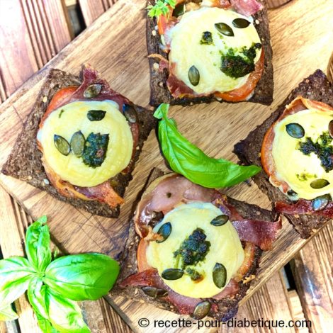Tartines de Chèvre chaud à l'italienne