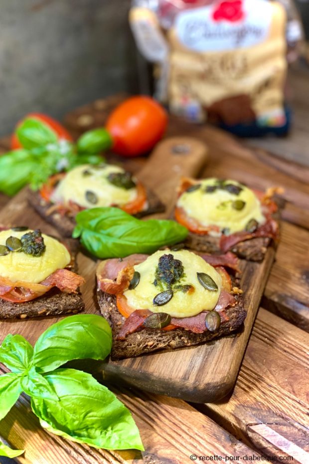 Tartines de Chèvre chaud à l'italienne