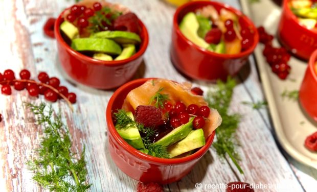 ramequins Saumon Avocat Fruits rouges