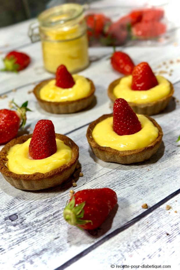 Tartelettes lemon Curd Fraises