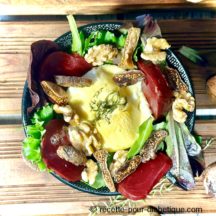 Salade au chèvre chaud et figues